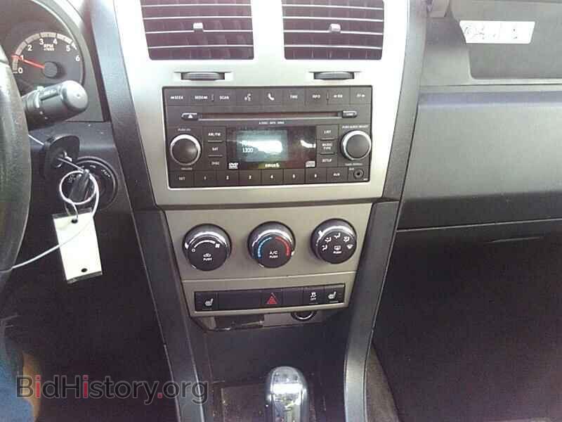 2010 Dodge Avenger - VIN: 1B3CC5FB8AN134951 - Фото 4