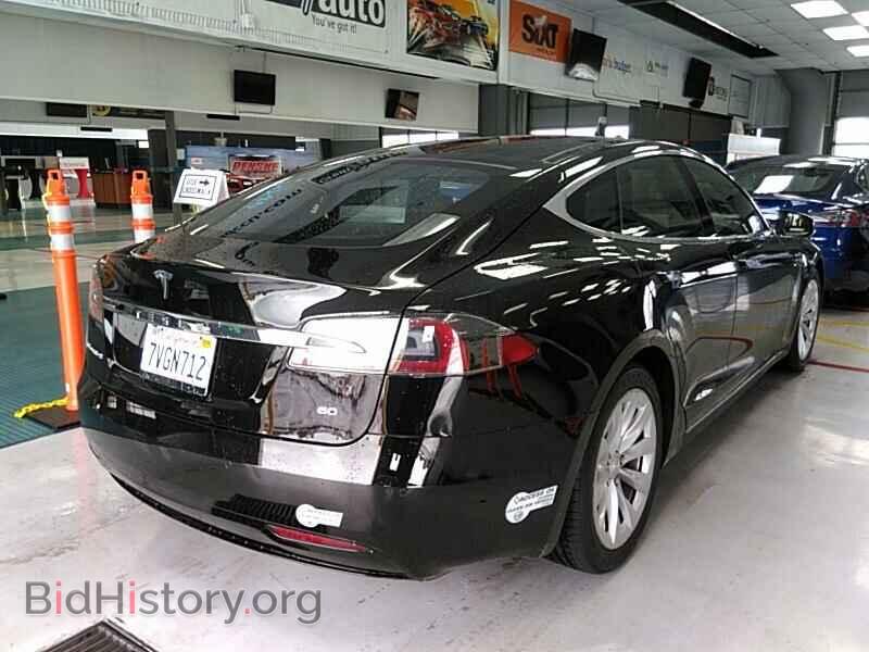 2016 Tesla Model S - VIN: 5YJSA1E18GF155887 - Фото 2