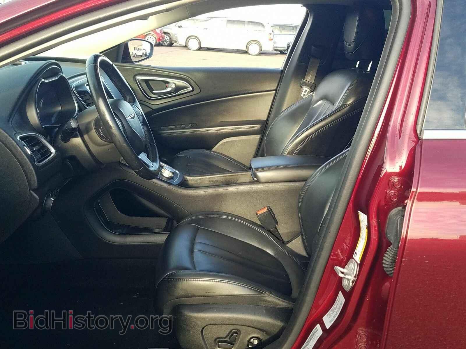 2016 Chrysler 200 - VIN: 1C3CCCAB6GN190880 - Фото 3