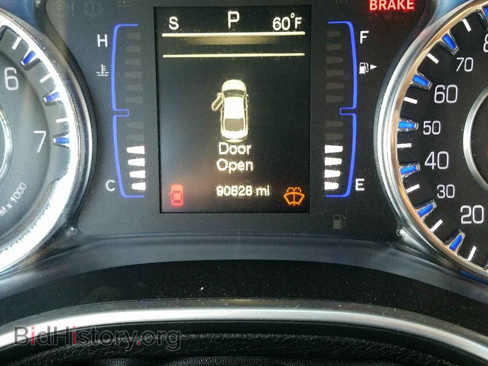2016 Chrysler 200 - VIN: 1C3CCCAB6GN190880 - Фото 5
