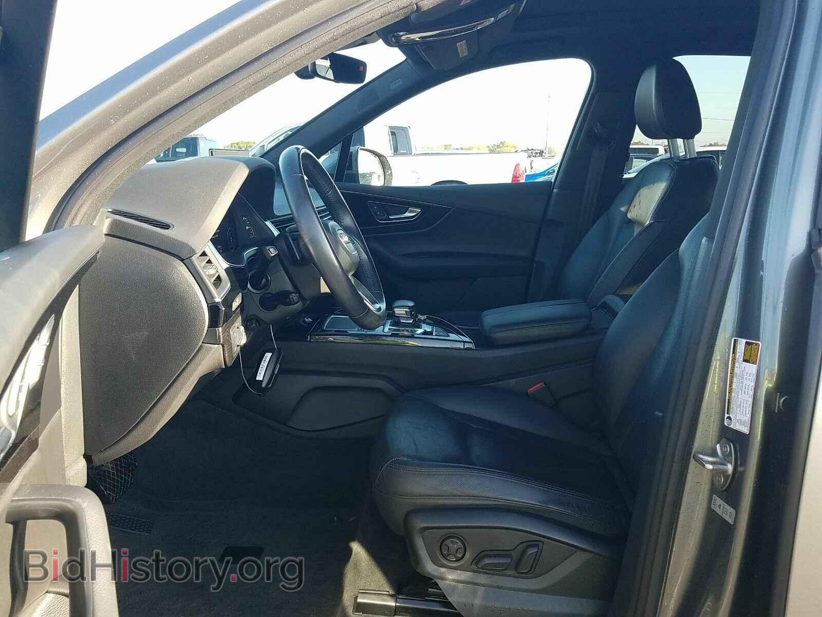 2017 Audi Q7 - VIN: WA1LAAF70HD008439 - Фото 3