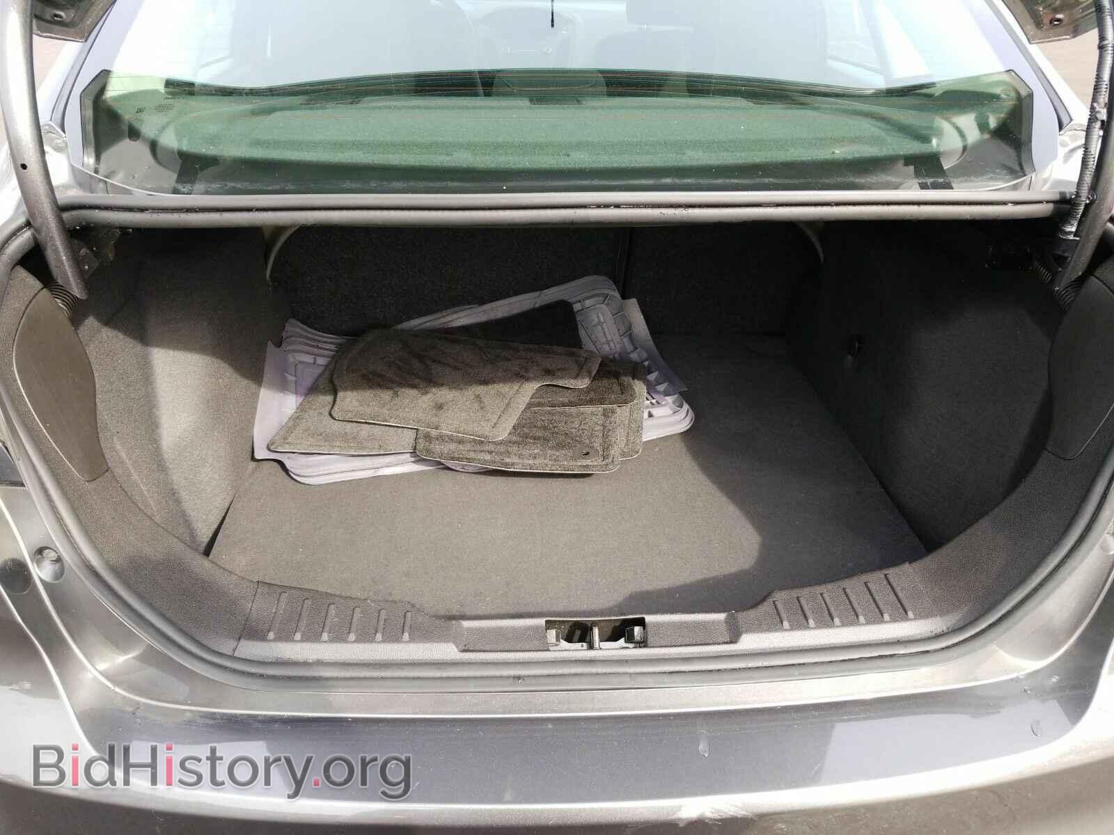 2017 Ford Focus - VIN: 1FADP3F28HL203337 - Photo 7