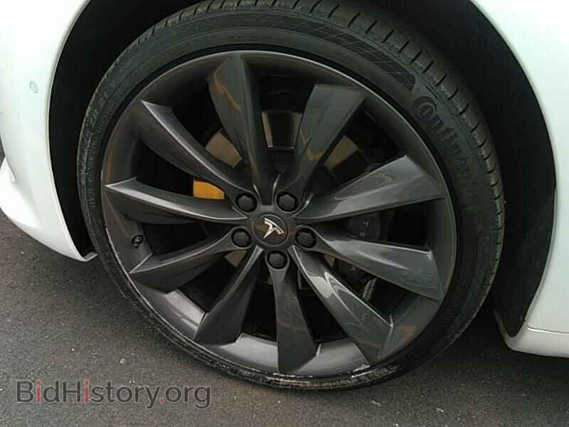 2016 Tesla Model S - VIN: 5YJSA1E29GF173291 - Photo 11