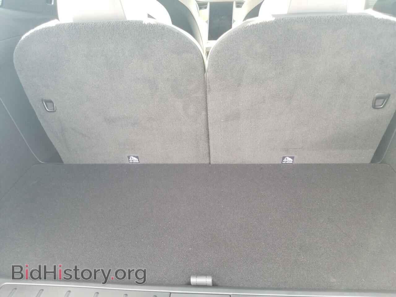 2019 Tesla Model X - VIN: 5YJXCBE21KF207044 - Photo 7