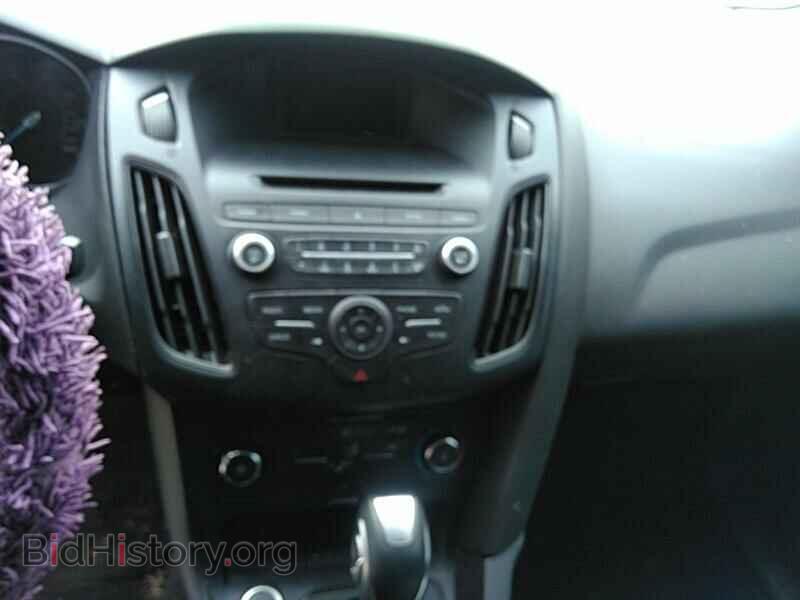 2015 Ford Focus - VIN: 1FADP3F23FL287435 - Photo 4