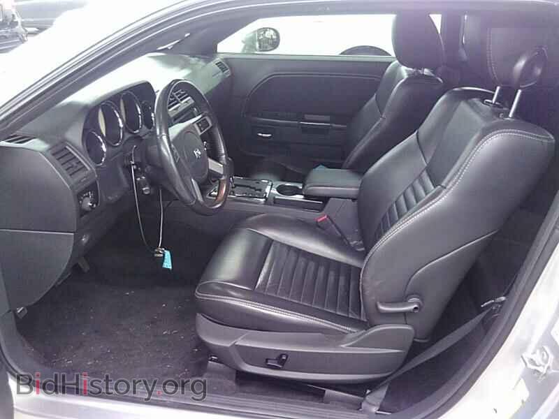 2010 Dodge Challenger - VIN: 2B3CJ5DT4AH314843 - Фото 3