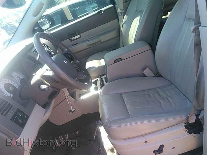 2005 Dodge Durango - VIN: 1D8HD58D15F605369 - Фото 3