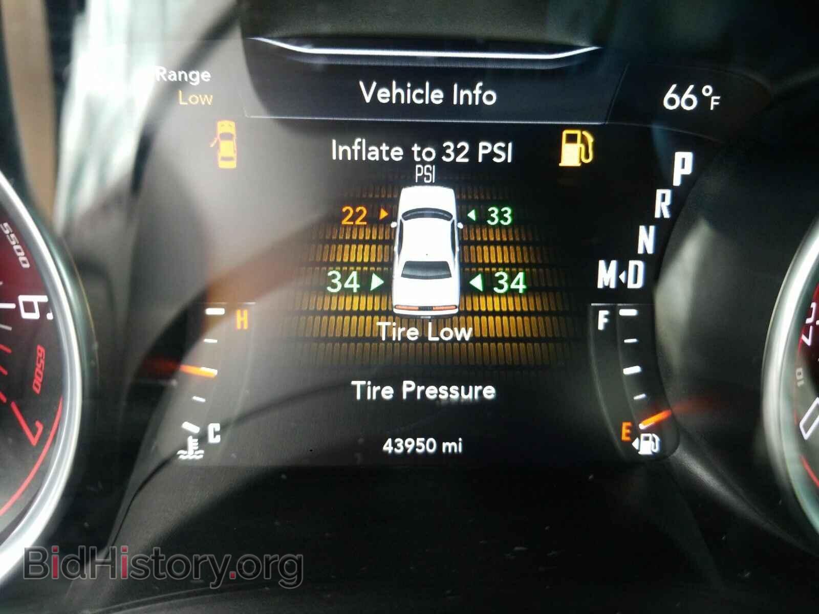 2016 Dodge Challenger - VIN: 2C3CDZAG2GH351813 - Фото 5