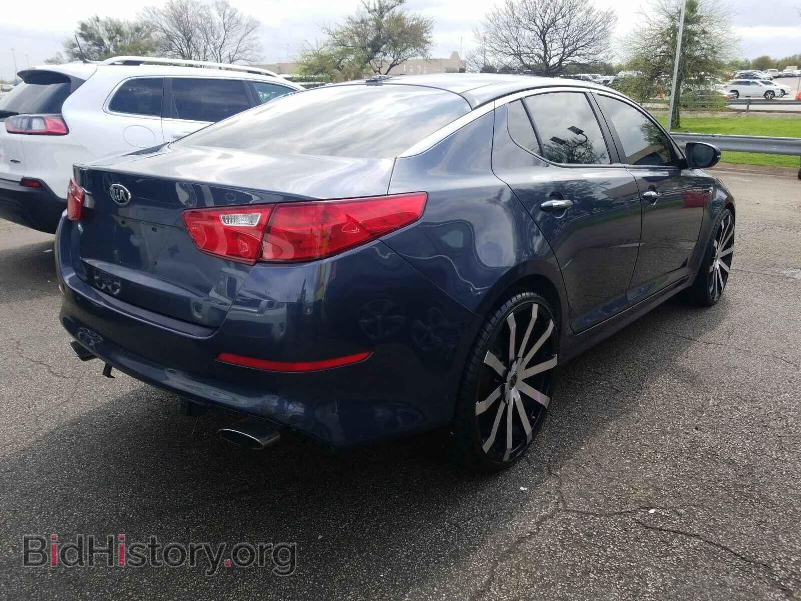 2015 Kia Optima - VIN: KNAGM4A72F5597845 - Photo 2