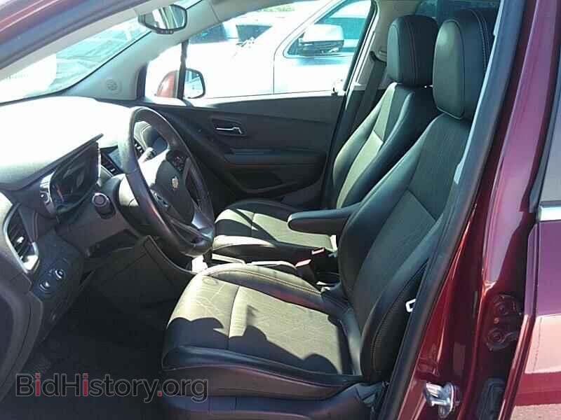 2017 Chevrolet Trax - VIN: 3GNCJPSB5HL253564 - Фото 3