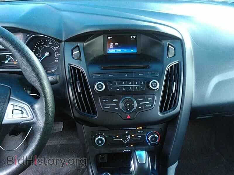 2015 Ford Focus - VIN: 1FADP3F28FL282876 - Фото 4