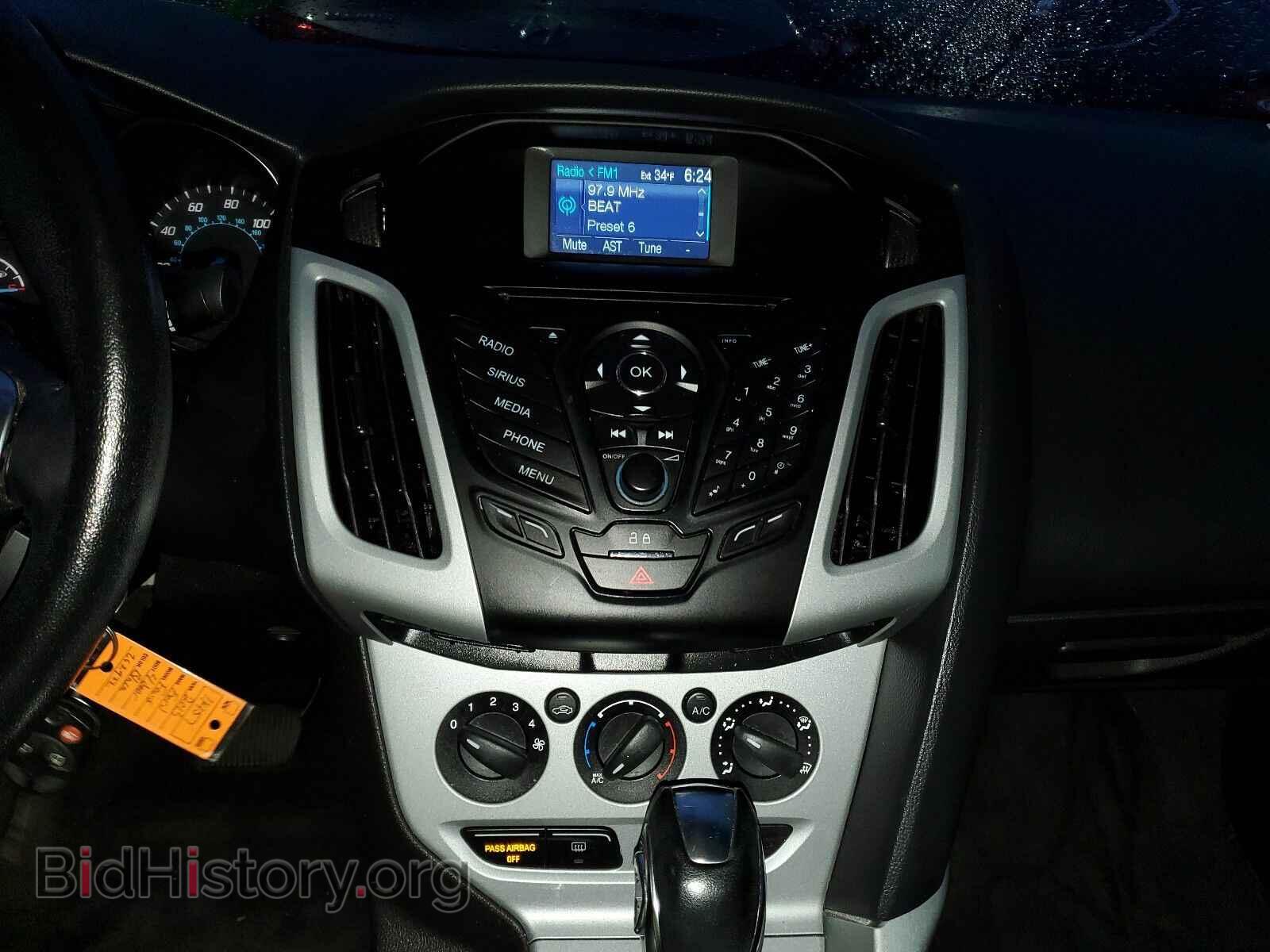 2013 Ford Focus - VIN: 1FADP3F23DL262922 - Фото 4