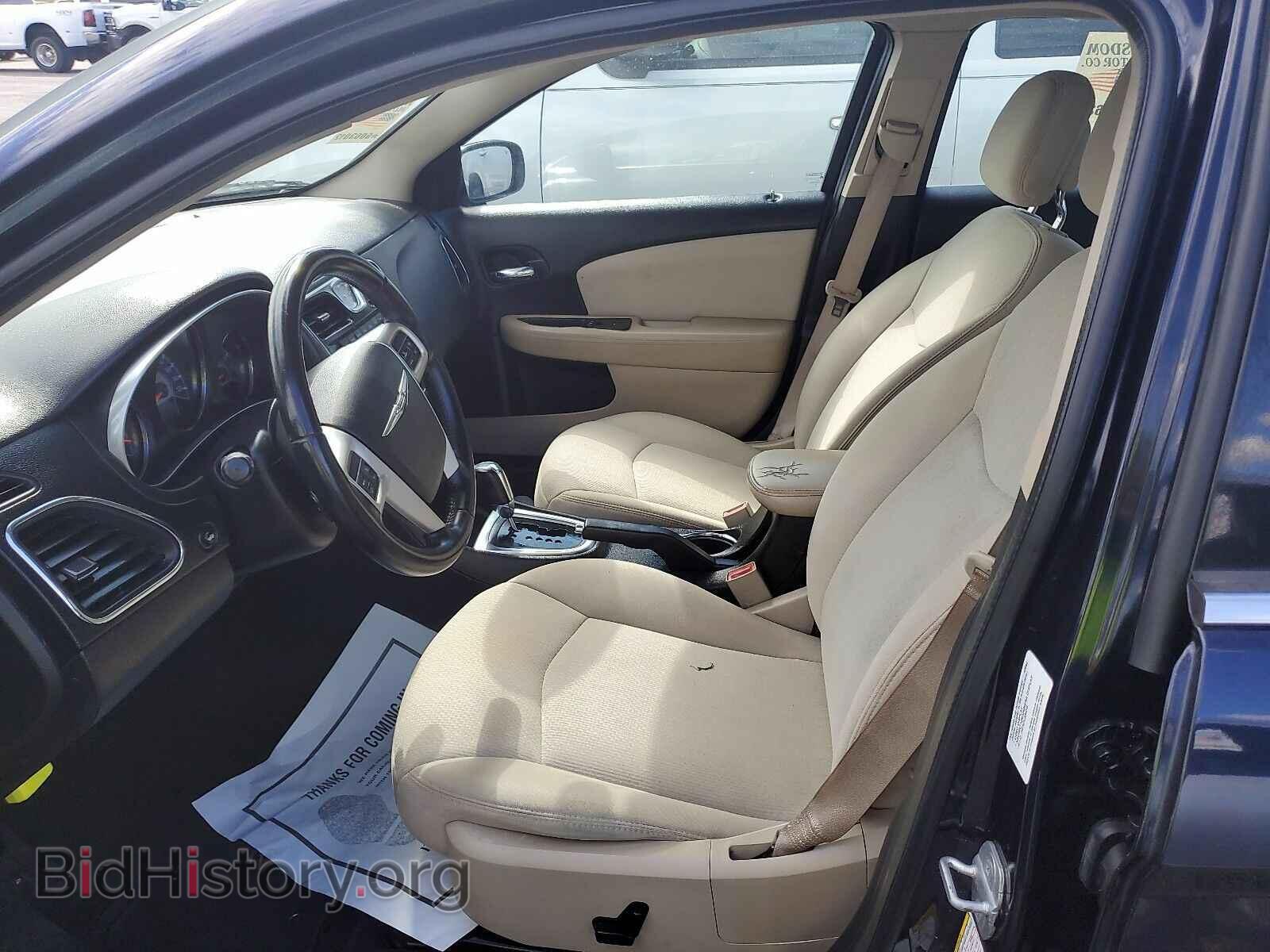 2012 Chrysler 200 - VIN: 1C3CCBBB1CN118021 - Photo 3