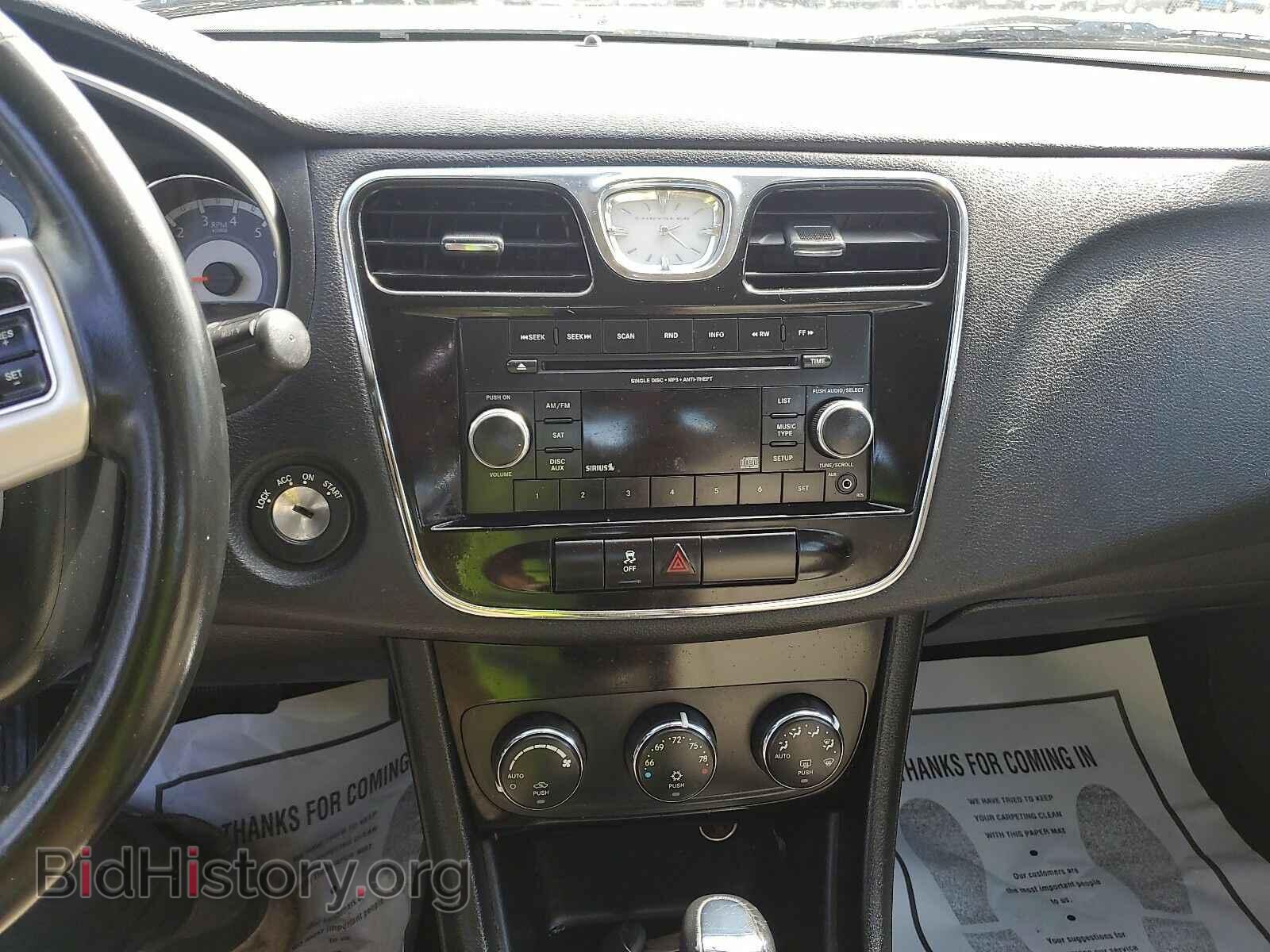 2012 Chrysler 200 - VIN: 1C3CCBBB1CN118021 - Photo 4