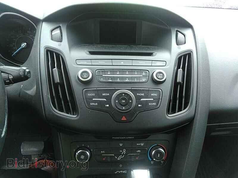 2016 Ford Focus - VIN: 1FADP3K23GL207848 - Фото 4