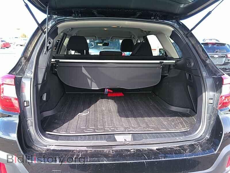 2019 Subaru Outback - VIN: 4S4BSAFC2K3379297 - Фото 7