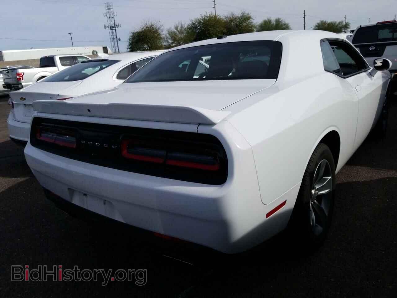 2019 Dodge Challenger - VIN: 2C3CDZAG9KH629650 - Photo 2