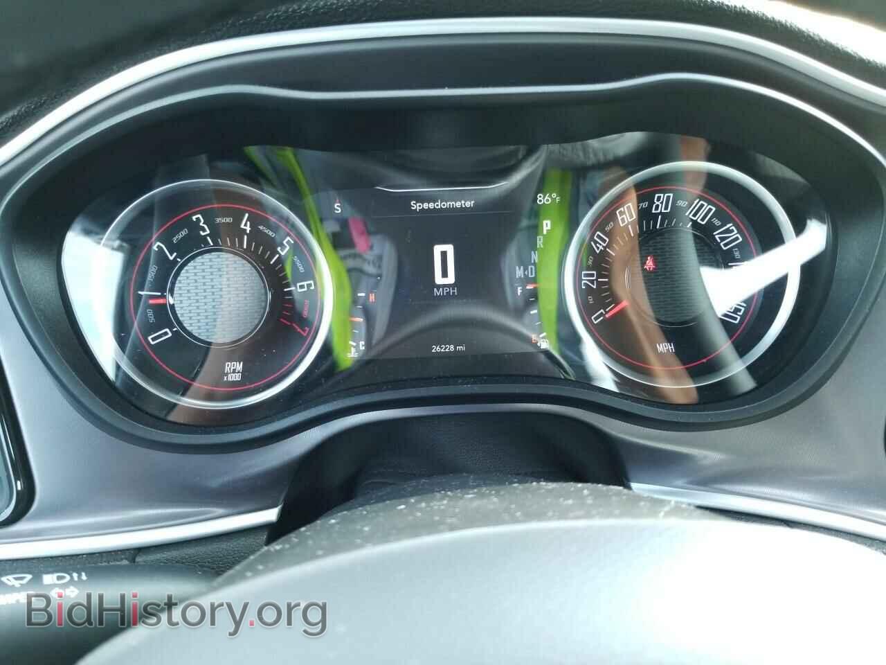2019 Dodge Challenger - VIN: 2C3CDZAG9KH629650 - Photo 9