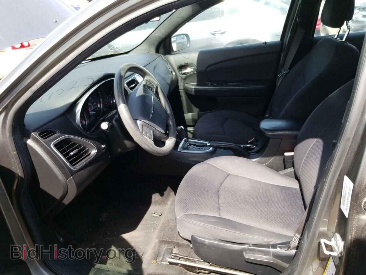 2012 Chrysler 200 - VIN: 1C3CCBABXCN317523 - Фото 3