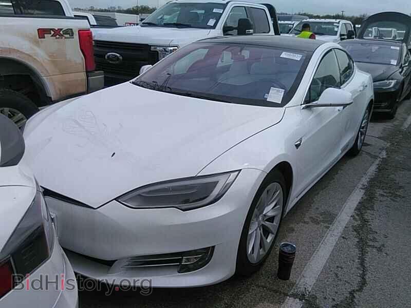 Photo 5YJSA1E23JF248283 - Tesla Model S 2018