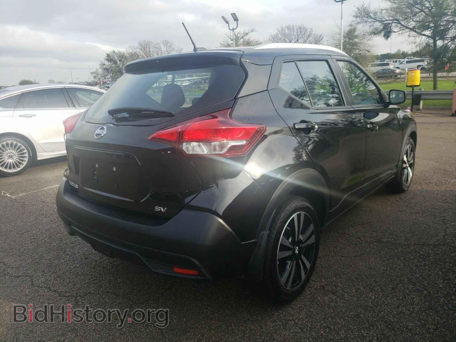 2019 Nissan Kicks - VIN: 3N1CP5CU3KL521386 - Фото 2