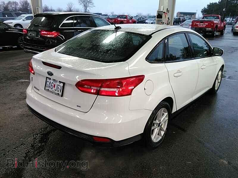2017 Ford Focus - VIN: 1FADP3F28HL222745 - Фото 2