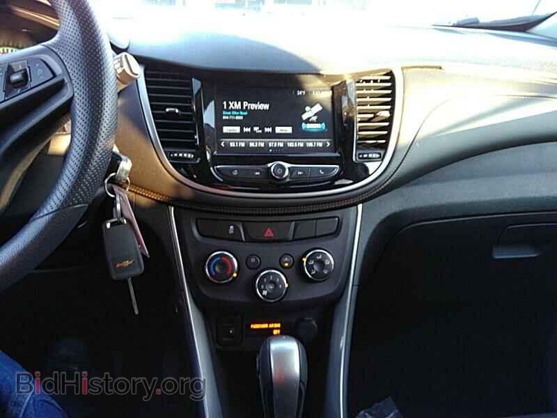 2017 Chevrolet Trax - VIN: 3GNCJLSB3HL177190 - Фото 4