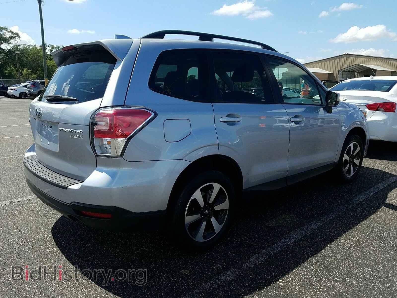 2017 Subaru Forester - VIN: JF2SJADC7HH432387 - Фото 2