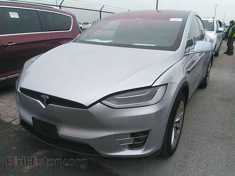Photo 5YJXCDE22HF046062 - Tesla Model X 2017