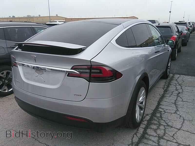 2017 Tesla Model X - VIN: 5YJXCDE22HF046062 - Фото 2