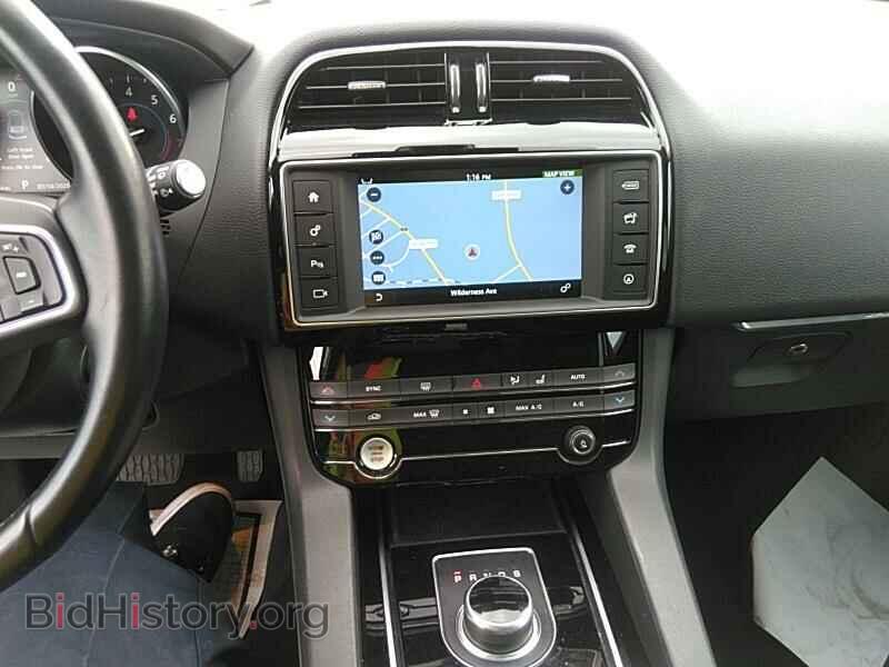 2017 Jaguar F-PACE - VIN: SADCK2BV5HA092079 - Фото 4