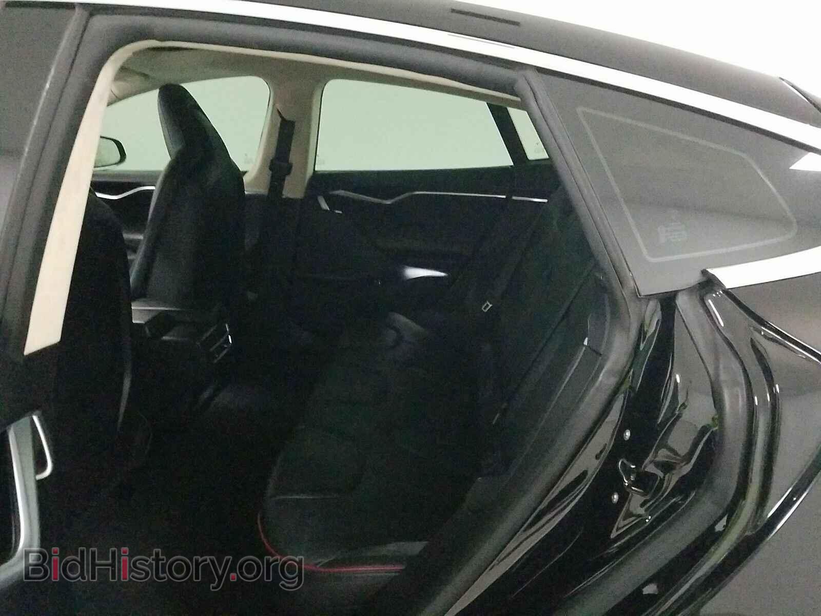 2013 Tesla Model S - VIN: 5YJSA1DP0DFP11031 - Photo 13