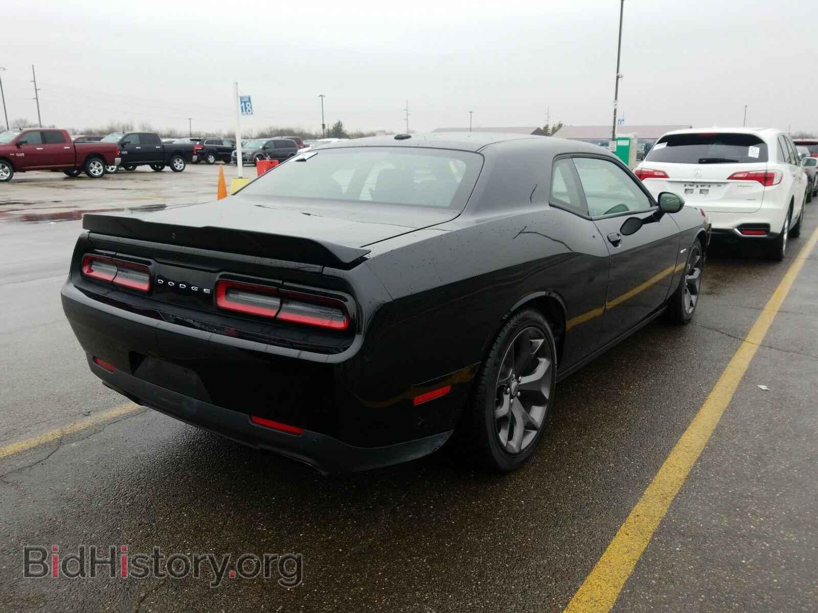 2019 Dodge Challenger - VIN: 2C3CDZBTXKH573830 - Фото 2