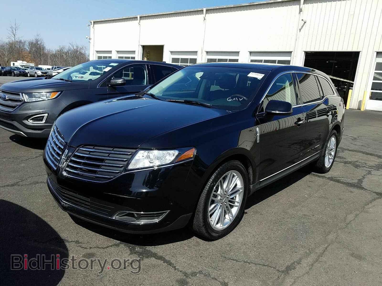 Фотография 2LMHJ5AT9KBL02233 - Lincoln MKT 2019