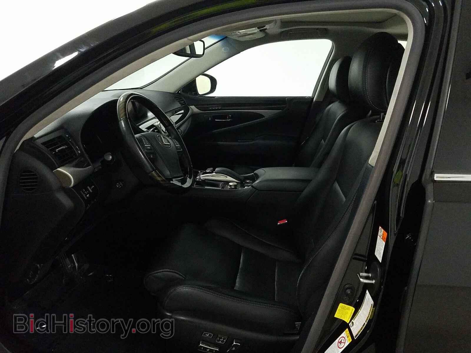 2017 Lexus LS - VIN: JTHBL5EF4H5143802 - Фото 7