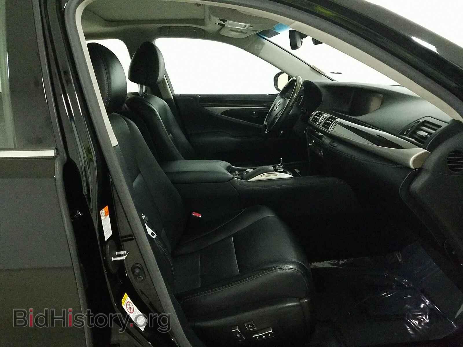 2017 Lexus LS - VIN: JTHBL5EF4H5143802 - Фото 8