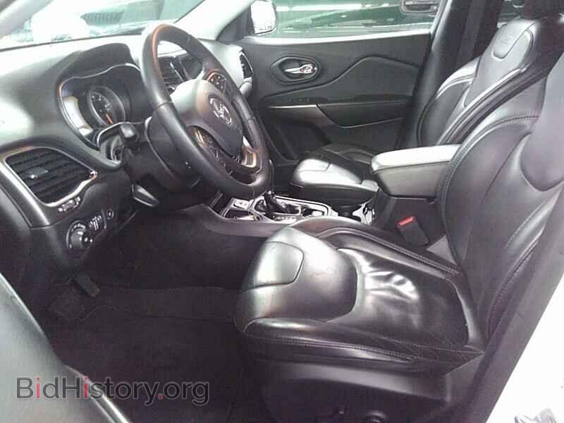 2019 Jeep Cherokee - VIN: 1C4PJLDB5KD302467 - Фото 3