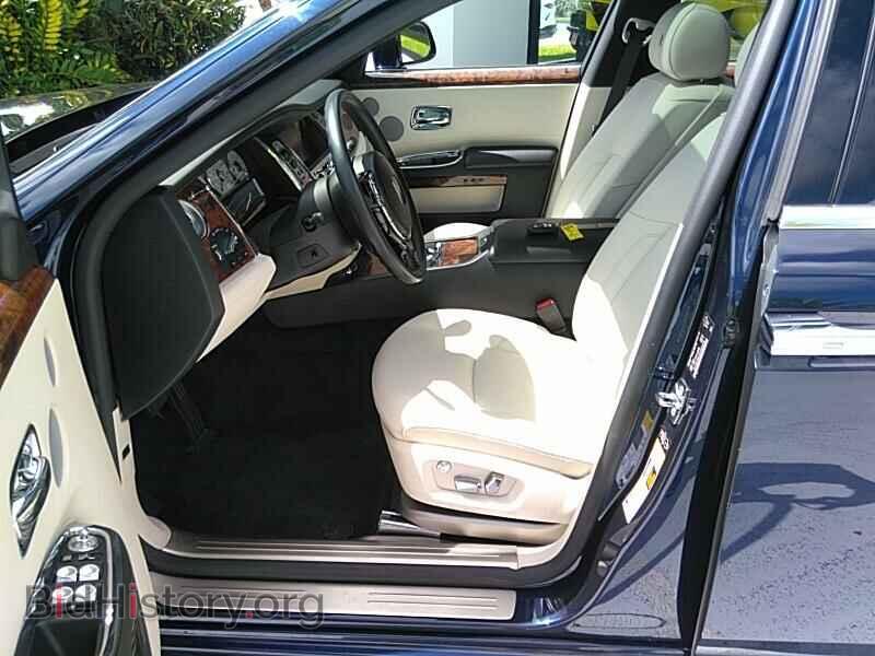 2014 Rolls-Royce Ghost - VIN: SCA664S5XEUX52479 - Photo 3