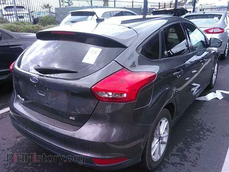 2017 Ford Focus - VIN: 1FADP3K24HL231142 - Фото 2
