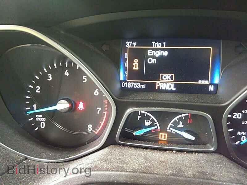 2017 Ford Focus - VIN: 1FADP3F25HL220774 - Photo 5