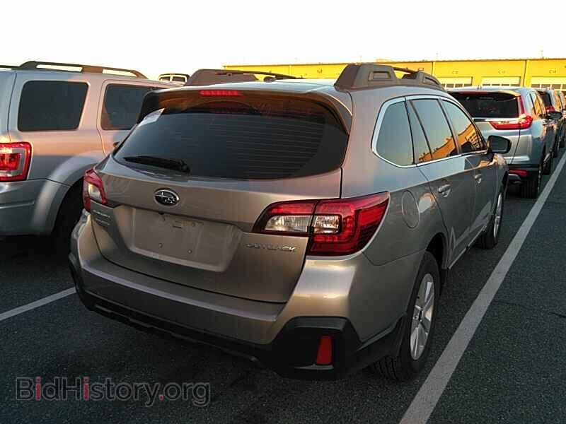 2019 Subaru Outback - VIN: 4S4BSABCXK3281060 - Фото 2