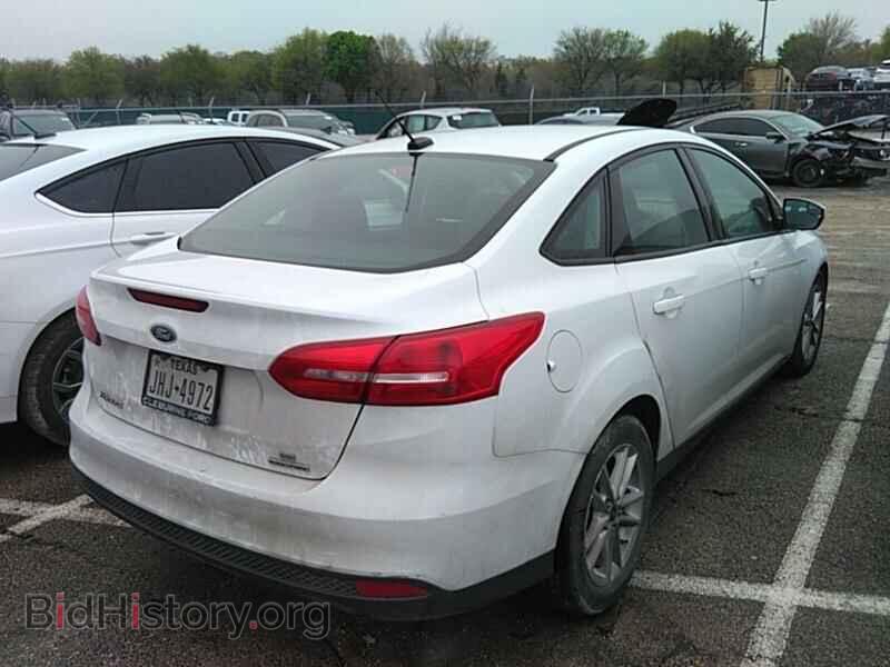 2016 Ford Focus - VIN: 1FADP3F21GL262518 - Фото 2