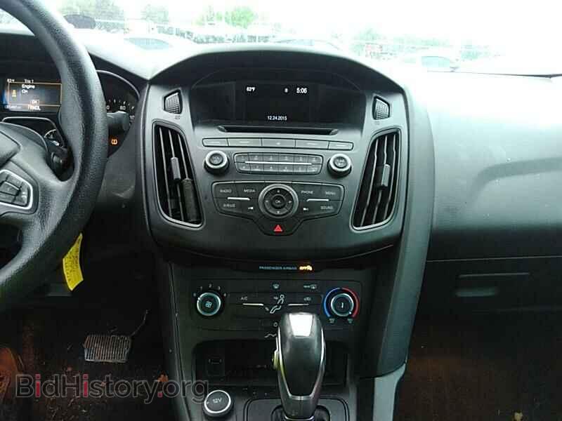 2016 Ford Focus - VIN: 1FADP3F21GL262518 - Фото 4