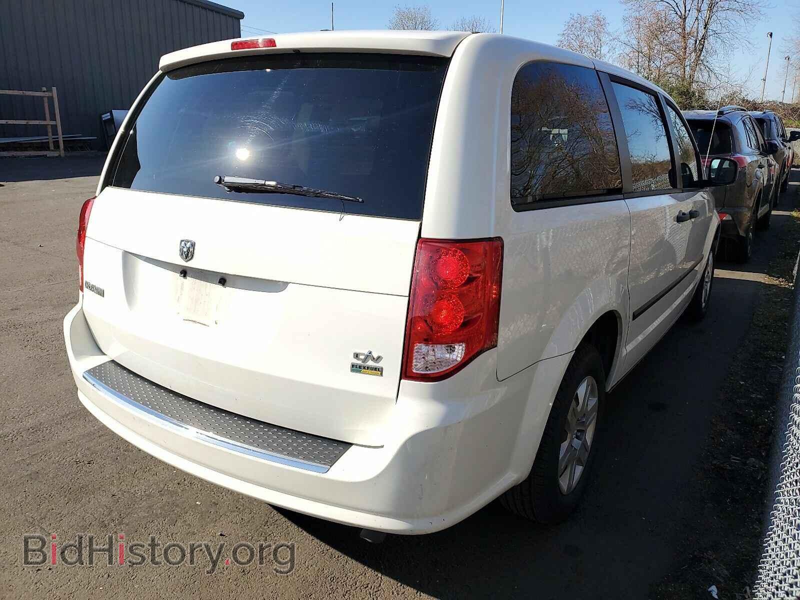 2013 Ram Cargo Van - VIN: 2C4JRGAG7DR762302 - Фото 2