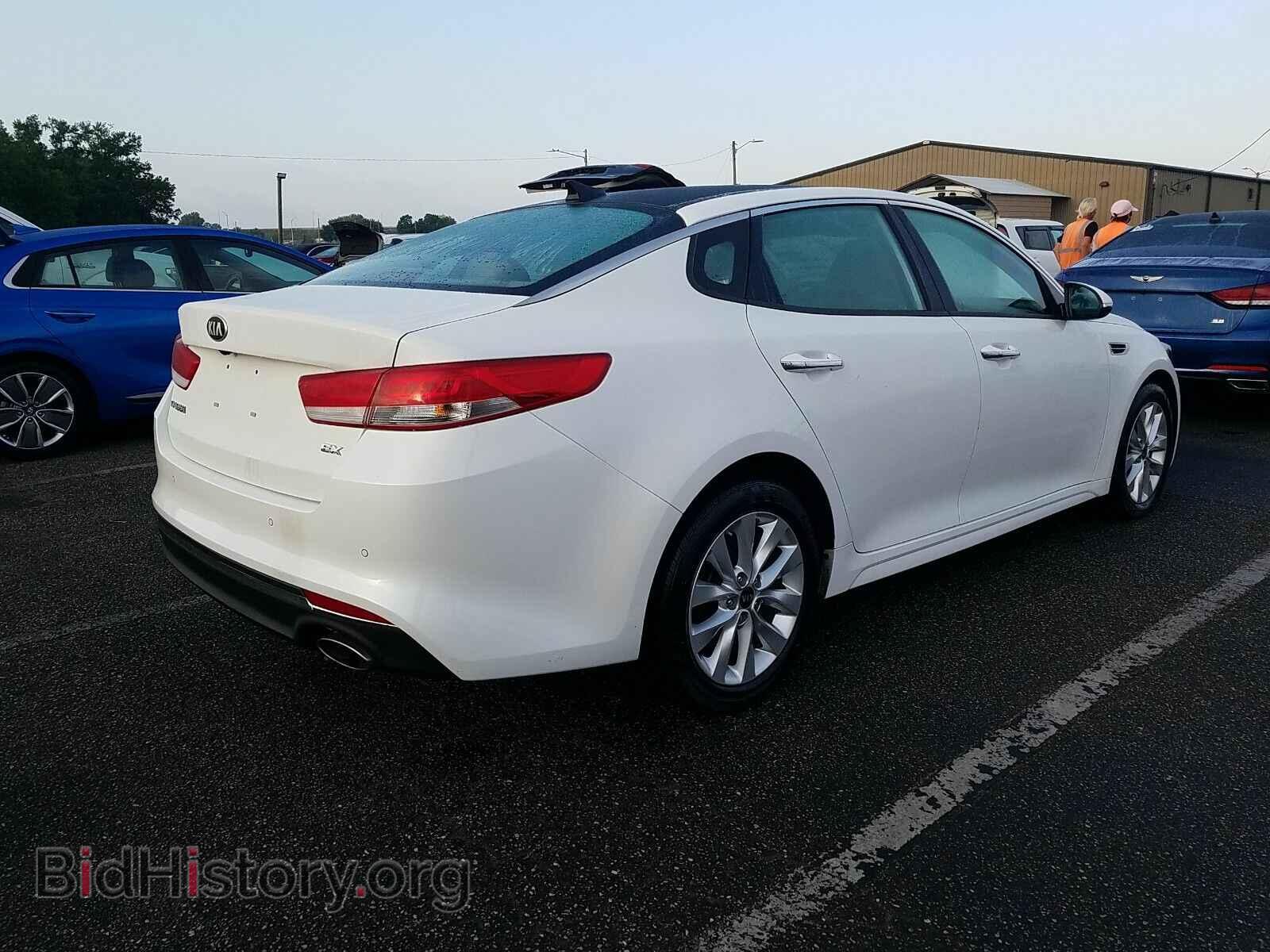 2017 Kia Optima - VIN: 5XXGU4L35HG138854 - Фото 2