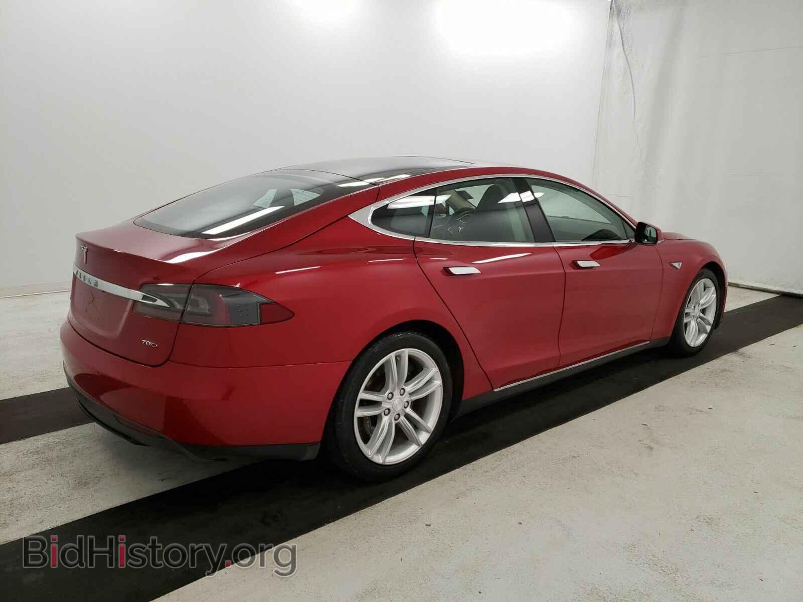 2015 Tesla Model S - VIN: 5YJSA1E29FF110190 - Фото 4