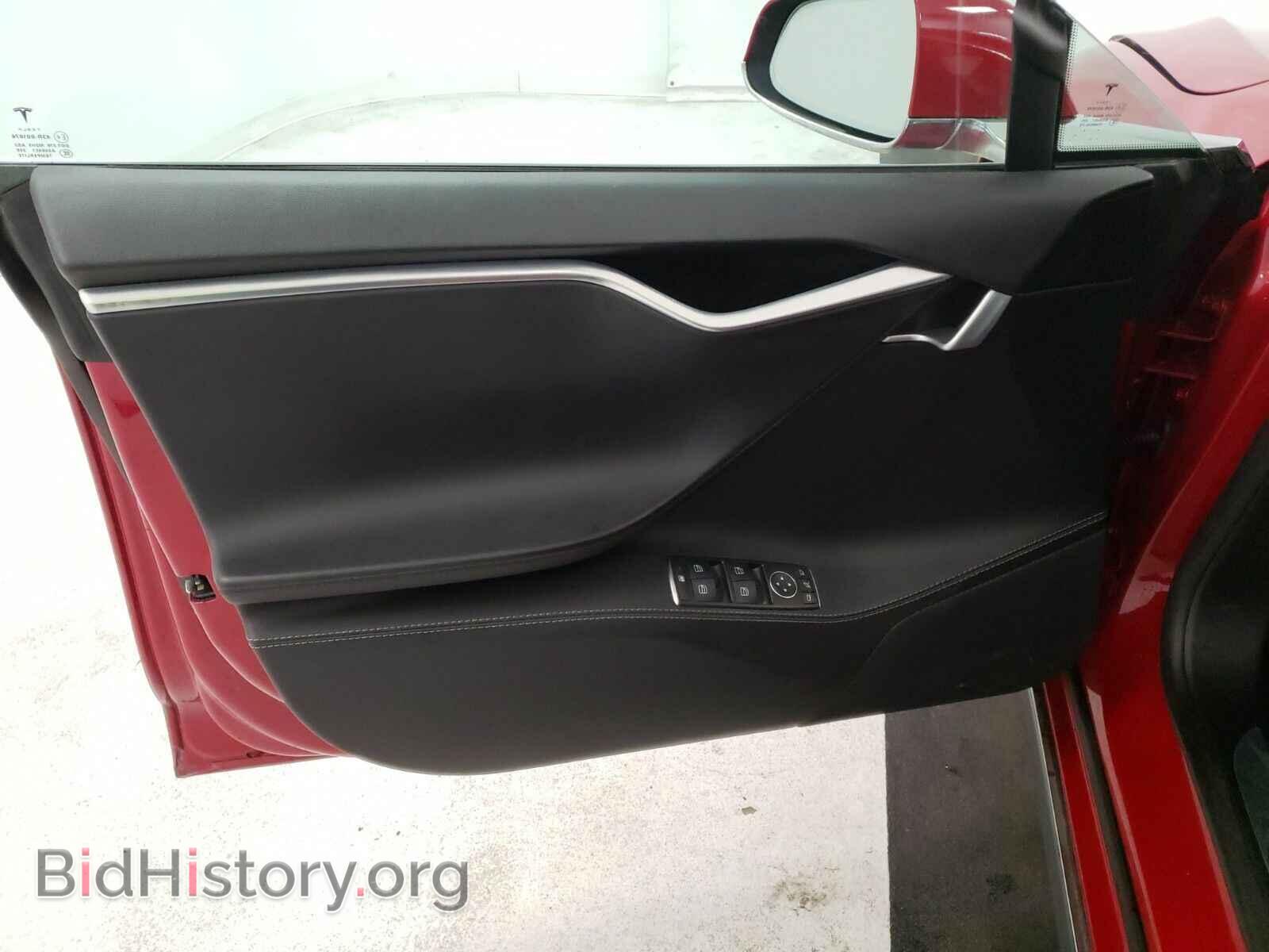2015 Tesla Model S - VIN: 5YJSA1E29FF110190 - Фото 9