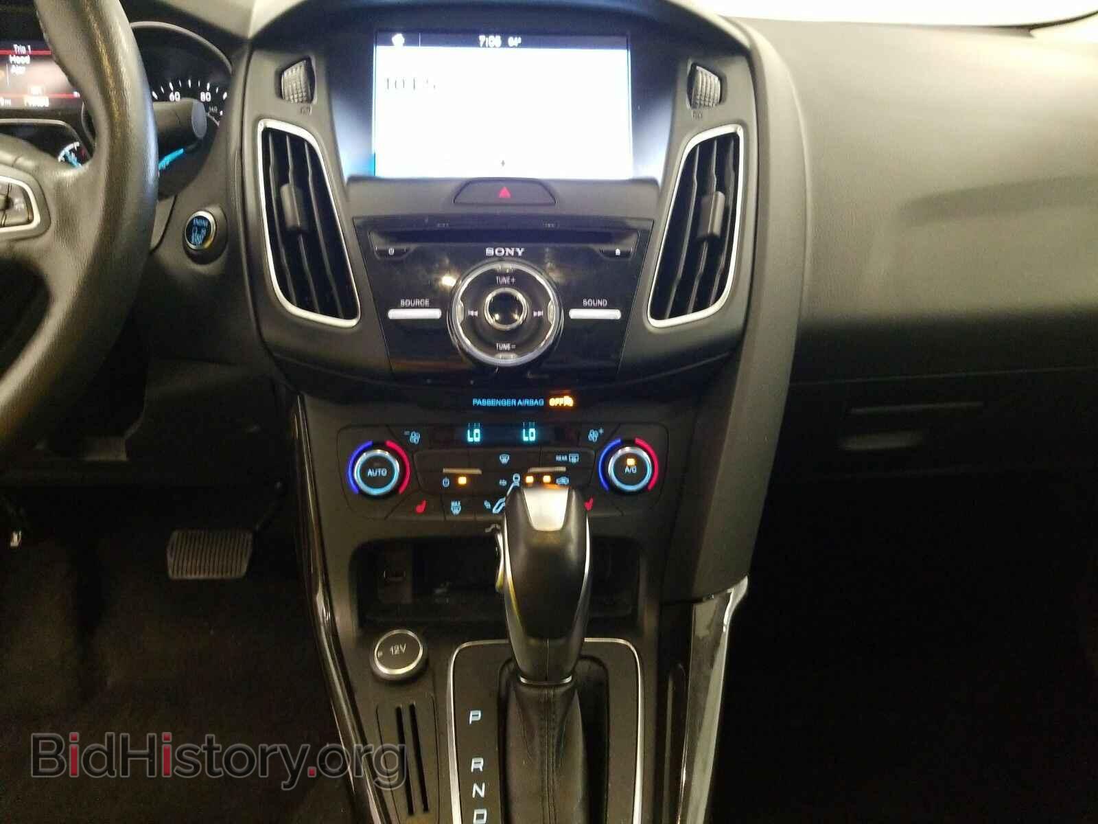 2016 Ford Focus - VIN: 1FADP3J29GL293572 - Фото 11