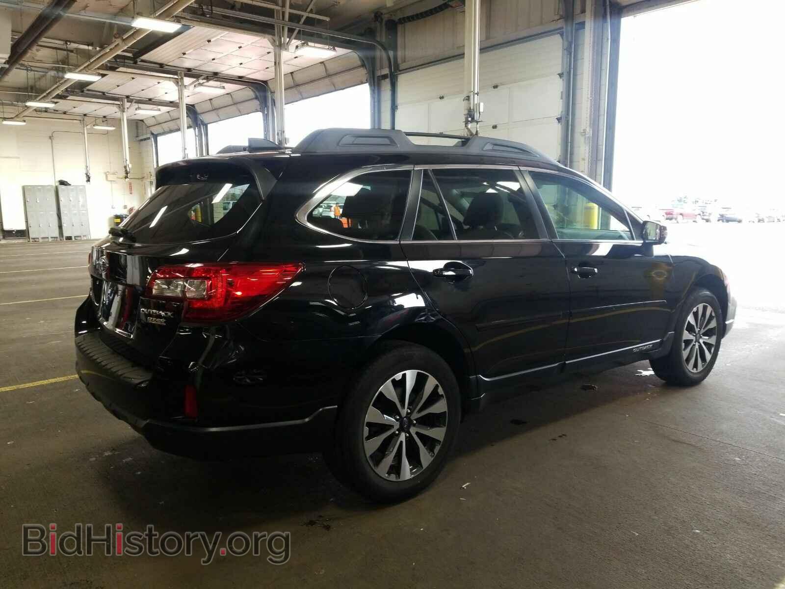 2017 Subaru Outback - VIN: 4S4BSANC3H3367427 - Фото 2