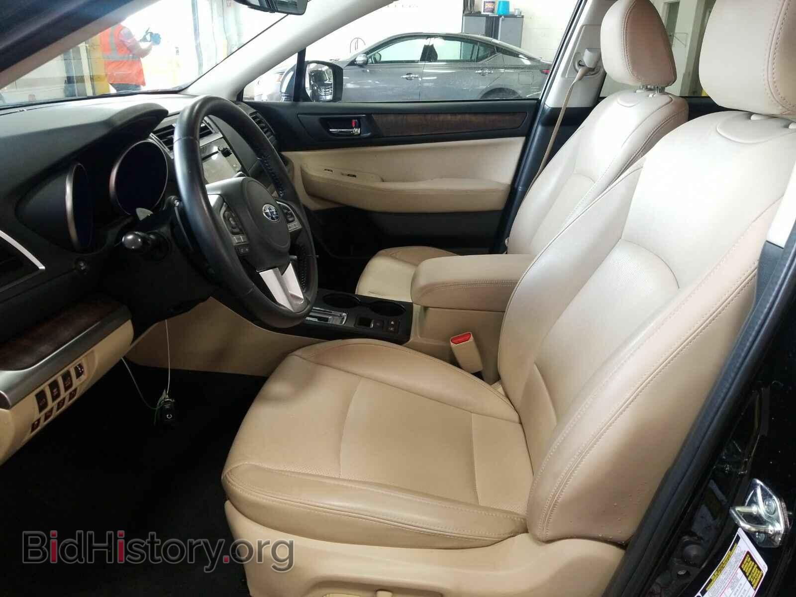 2017 Subaru Outback - VIN: 4S4BSANC3H3367427 - Фото 3